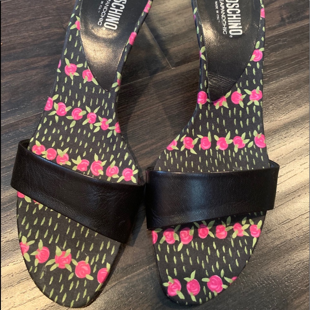 Moschino black slip-on kitten heels - Picture 2 of 5